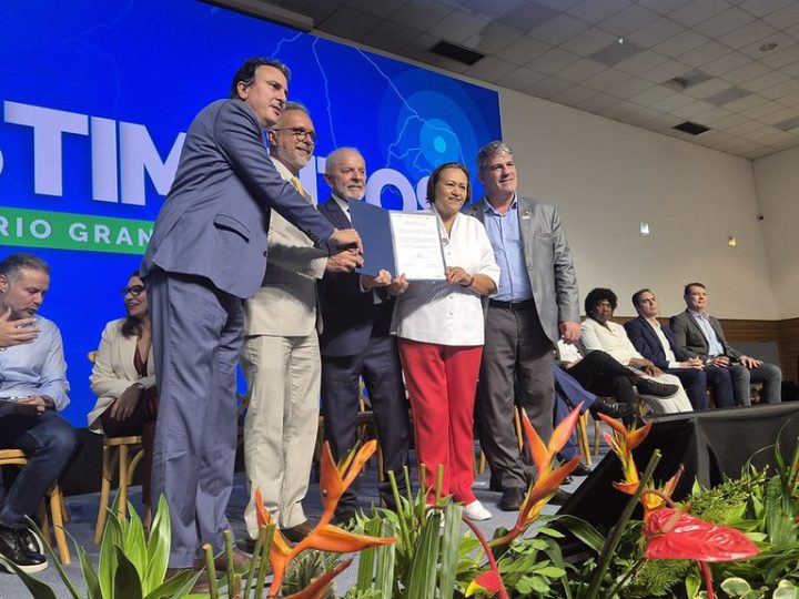 Governo Lula anuncia R$ 647 mi para educação no RN, com 3 novos campi do IFRN
