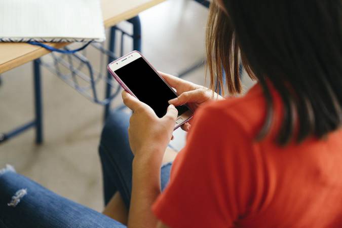Proibição do uso de celular em escolas do RN poderá valer já em 2025