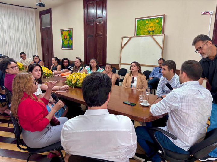 Samanda, Brisa e Daniel cobram reabertura do Mercado da Redinha